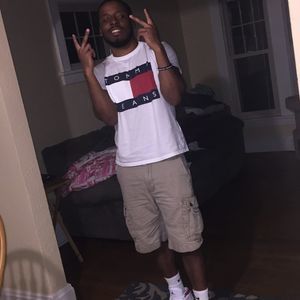 Meet your Posher, Laron